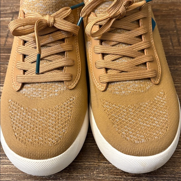 Vessi Women's Weekend Sneakers Tan Brown Knit Waterproof Size 7 EUC - Picture 3 of 10